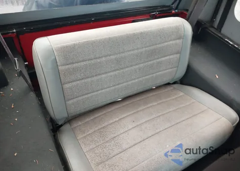 1995 Jeep Wrangler / Yj S/Rio Grande from USA, damaged, VIN 1J4FY19P7SP253460